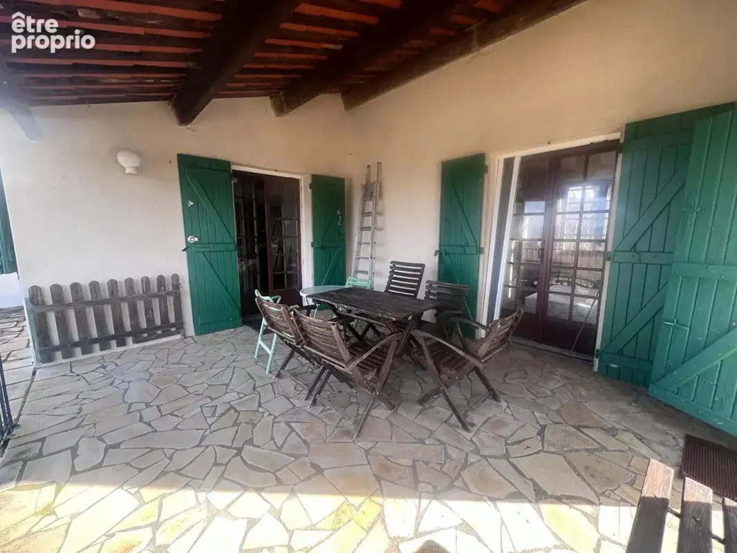 Maison de plain-pied avec piscine et terrain de plus d'1 hectare ,Secteur Barjac - photo 10