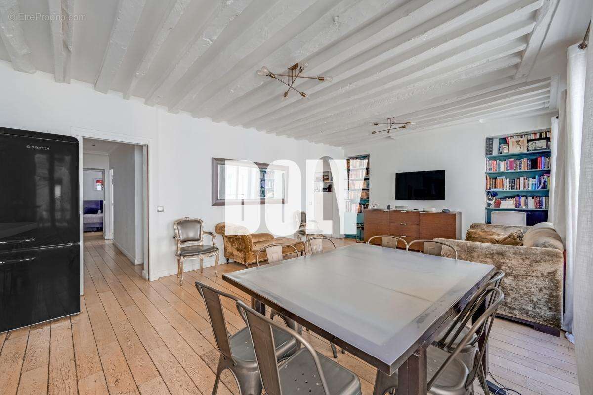 Appartement à PARIS-9E