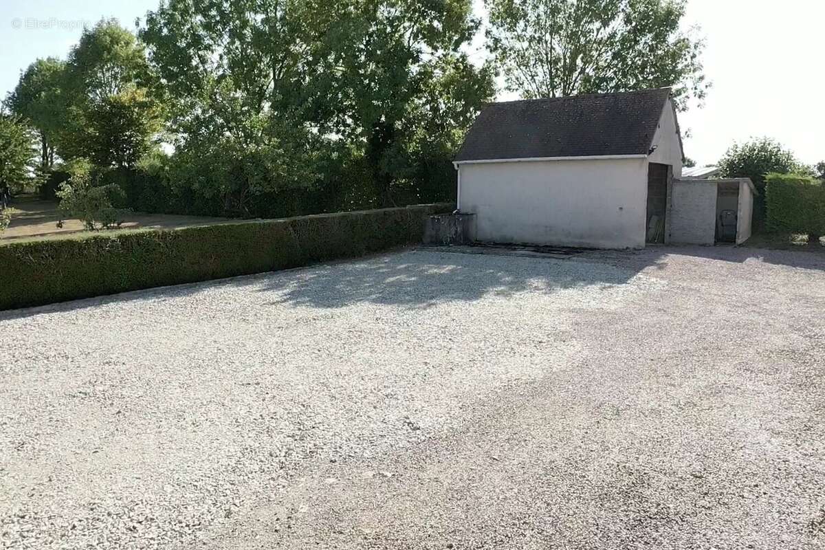 A ETE VENDUE PAR NOS SOINS   .......   BELLE CONTEMPORAINE DE 120 M² HAB, sur Sous-Sol complet et Plus de 1 350 m² de Terrain. - photo 31