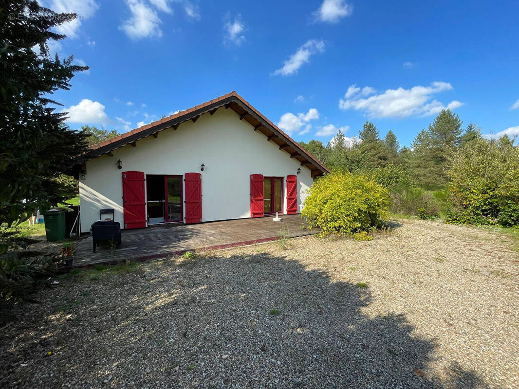 Maison à CHANTENAY-SAINT-IMBERT
