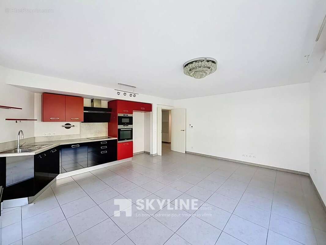 Appartement à MARSEILLE-9E