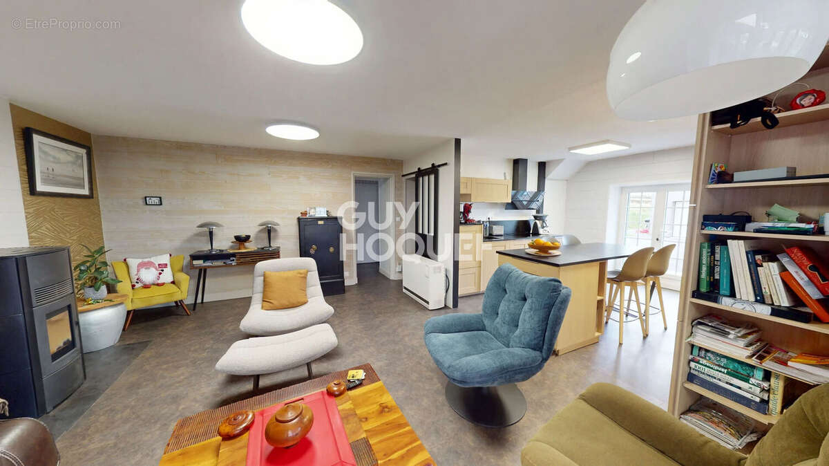 Maison à MARCEY-LES-GREVES