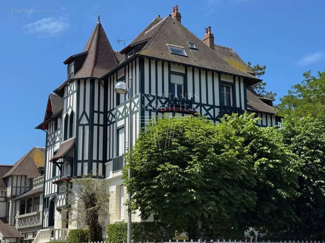 Appartement à DEAUVILLE