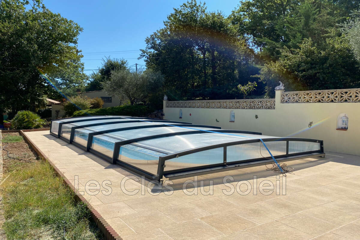 Maison à SAINTE-ANASTASIE-SUR-ISSOLE