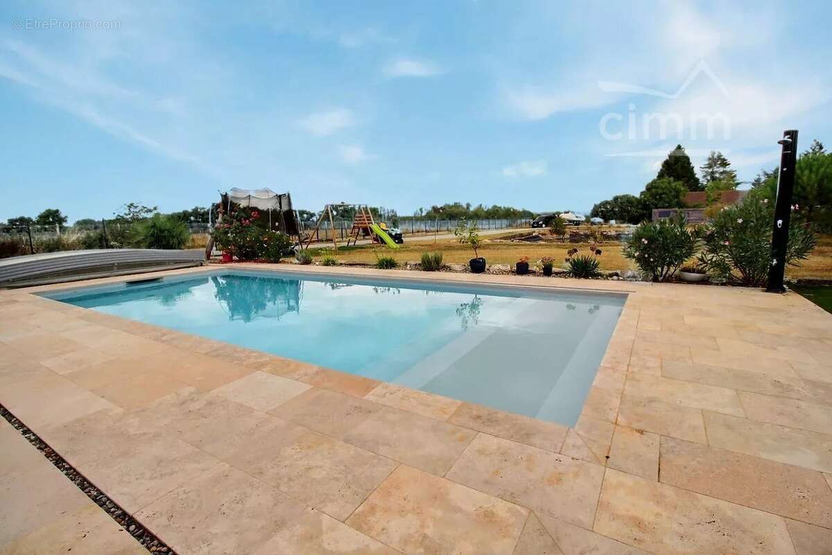 Maison à SAVONNIERES