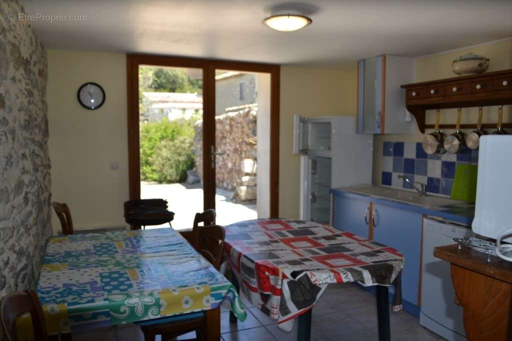 Maison à FELINES-TERMENES