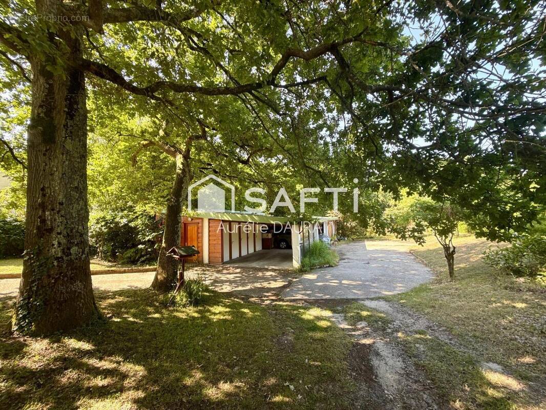 Photo 1 - Maison à AMBARES-ET-LAGRAVE