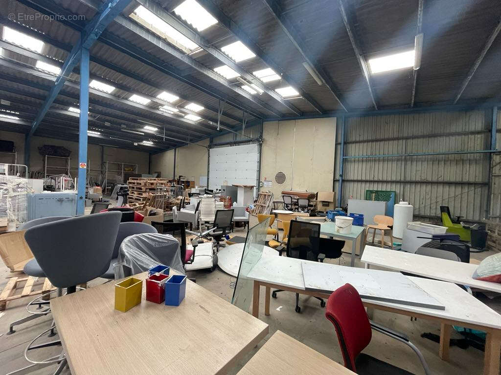 Commerce à LA COUTURE