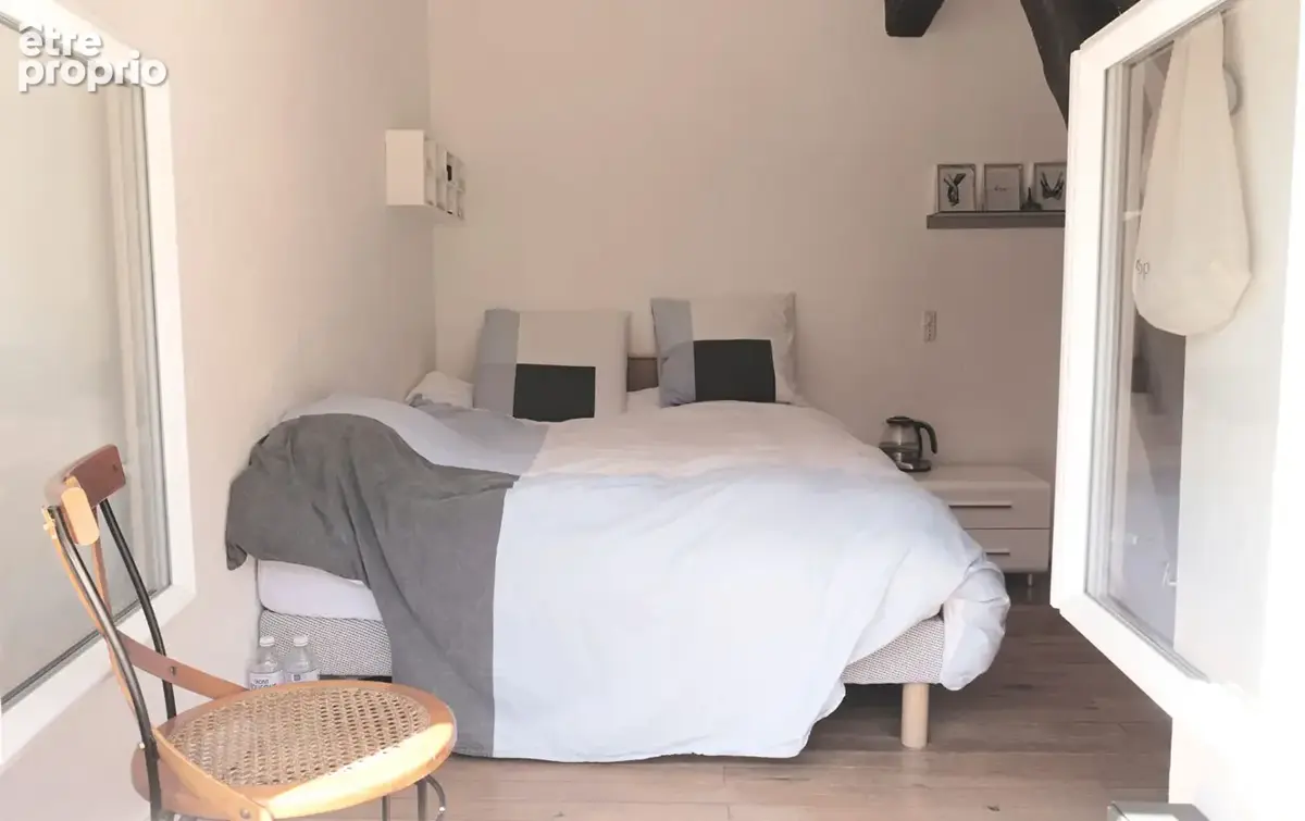 Charmante maison rénovée  dépendances et piscine couverte - photo 11