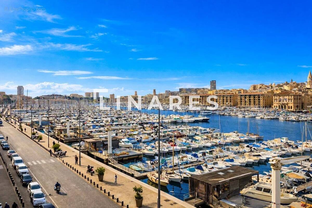 Appartement à MARSEILLE-1E