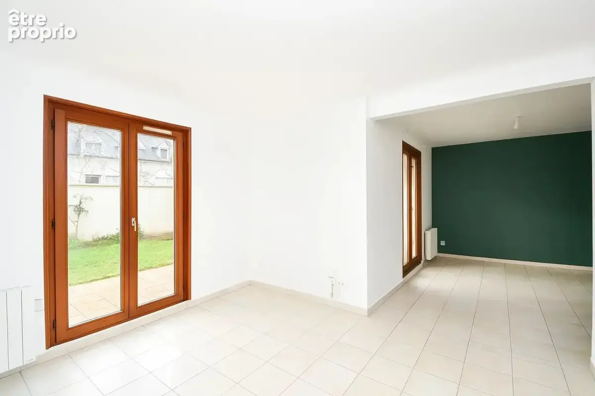 Maison située à Chatou 132 m2 au sol et 94 M² Carrez - Jardin de 80 m²  à 10 mn RER - photo 5