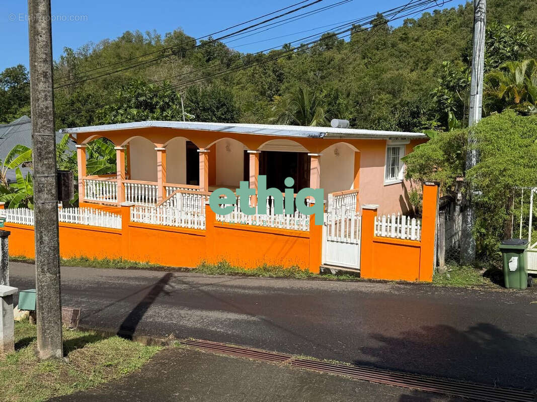 Maison à VIEUX-HABITANTS
