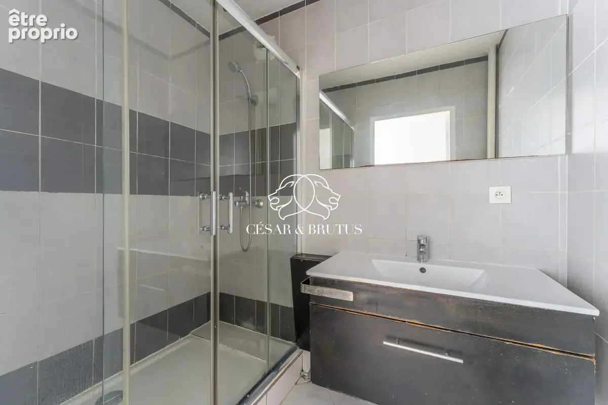 Appartement 4 pièces 78 m² à vendre à Vaulx-En-Velin (69120) - photo 8