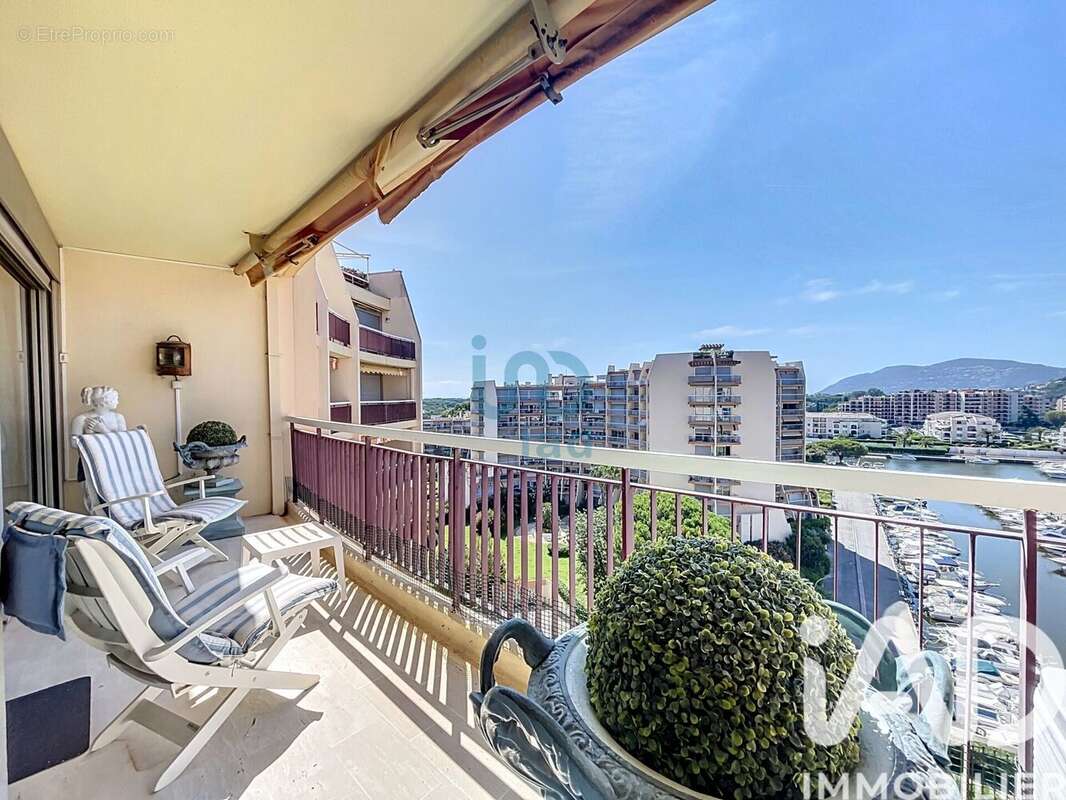 Photo 3 - Appartement à MANDELIEU-LA-NAPOULE