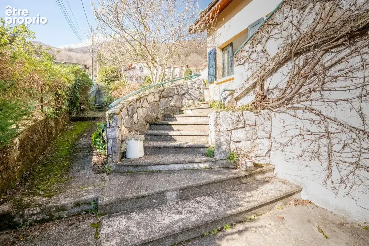 Maison 7 pièces 143 m² à vendre à Seyssins (38180) - photo 3