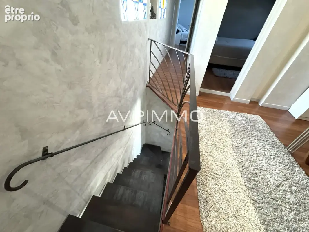EXCLUSIVITE - Duplex 148 m2 Saint-Cyr-sur-Mer centre   Terrasse tropézienne possible   Sans charges  AVP IMMO - photo 7