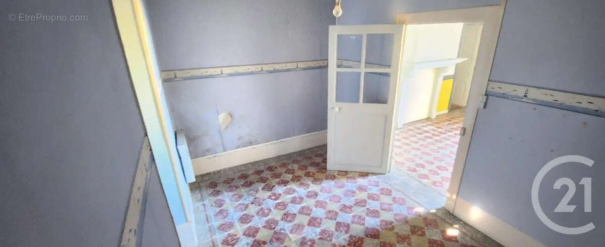 Maison à AUNAY-EN-BAZOIS