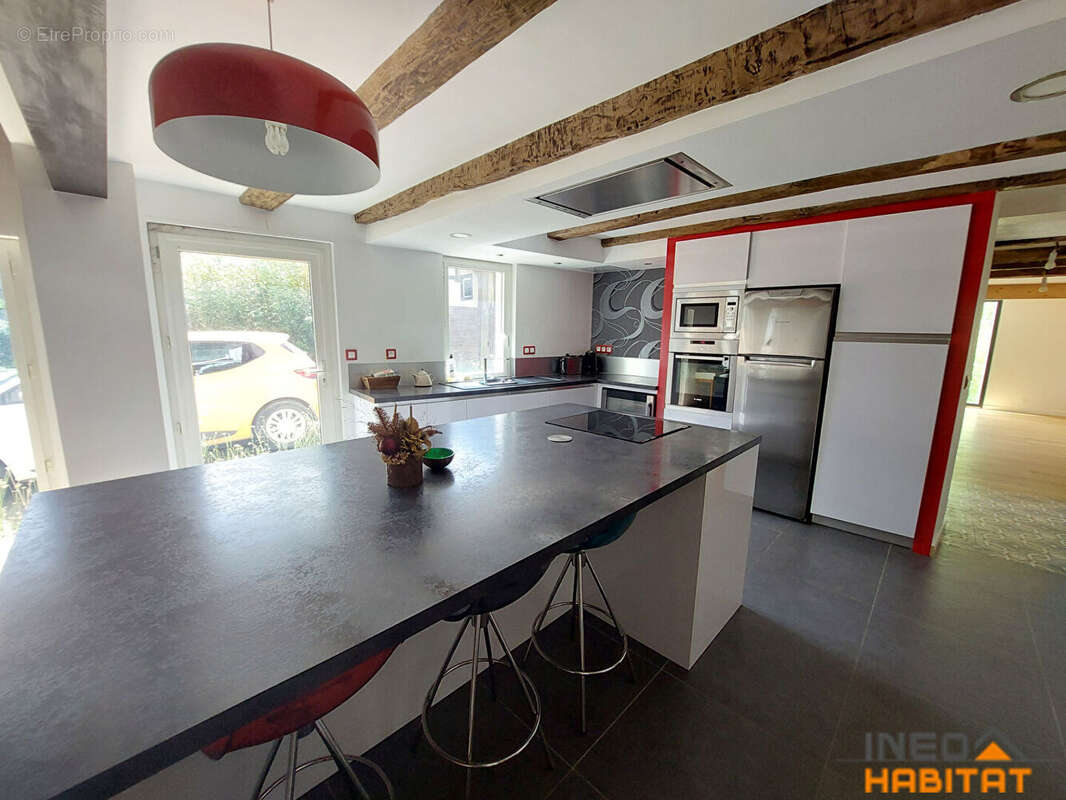 Maison à MELESSE