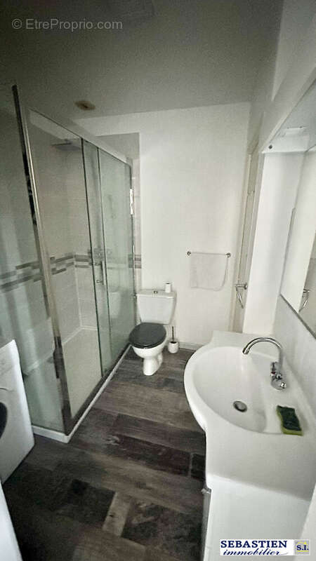 Salle d'eau douche italienne  - Appartement à TROYES