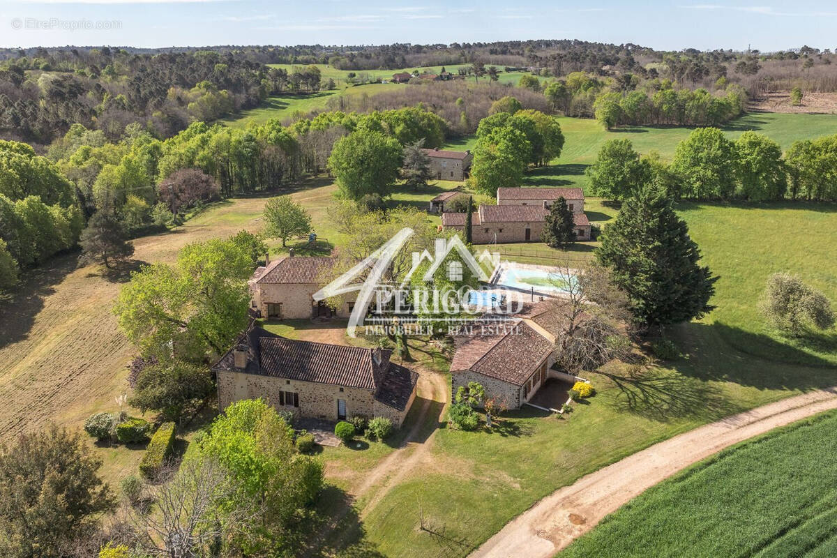 Maison à SALLES-DE-BELVES