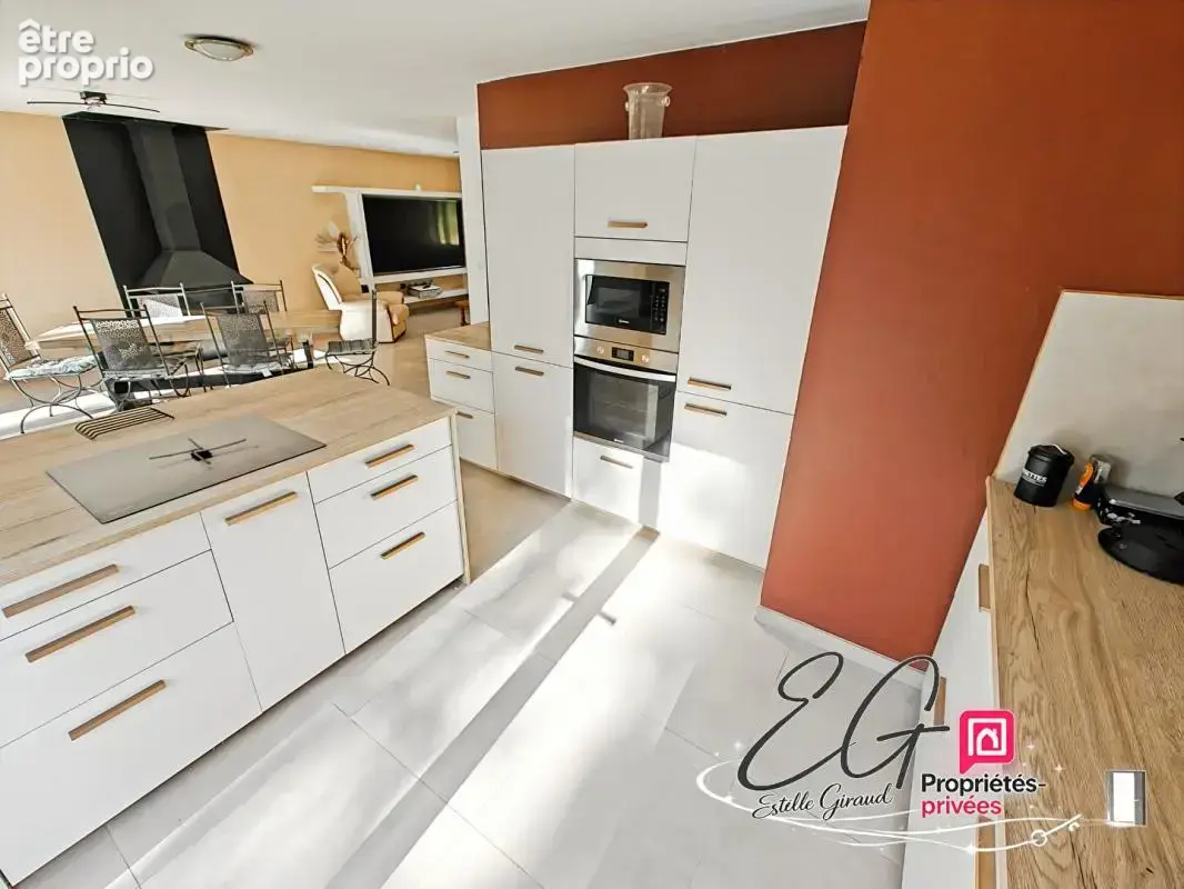 Villa de plain pied, 3 Chambres, Garage, Terrasse, Plus de 3 200 m² de terrain - photo 9