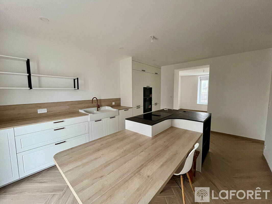 Maison à THAON-LES-VOSGES