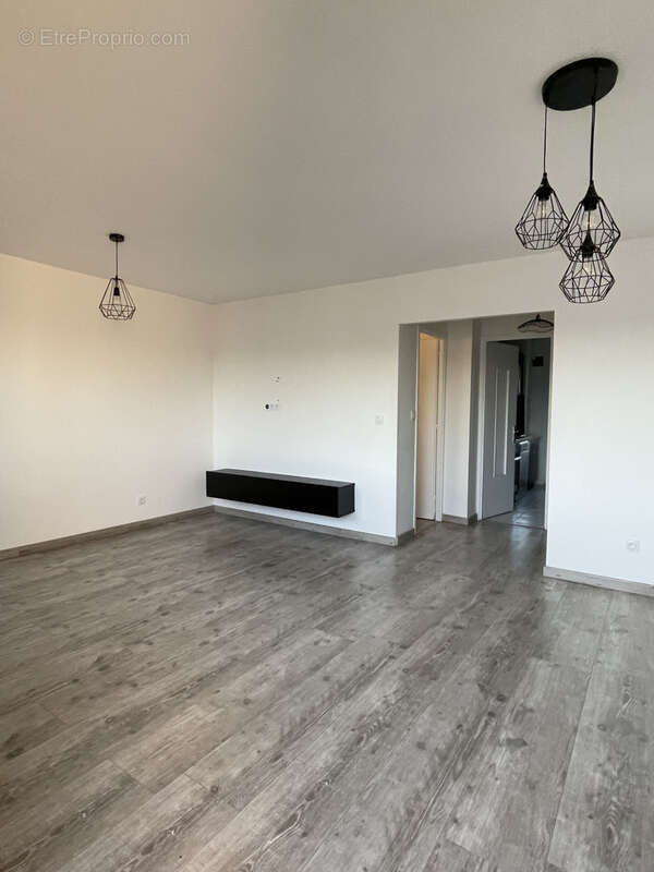 Appartement à LYON-9E