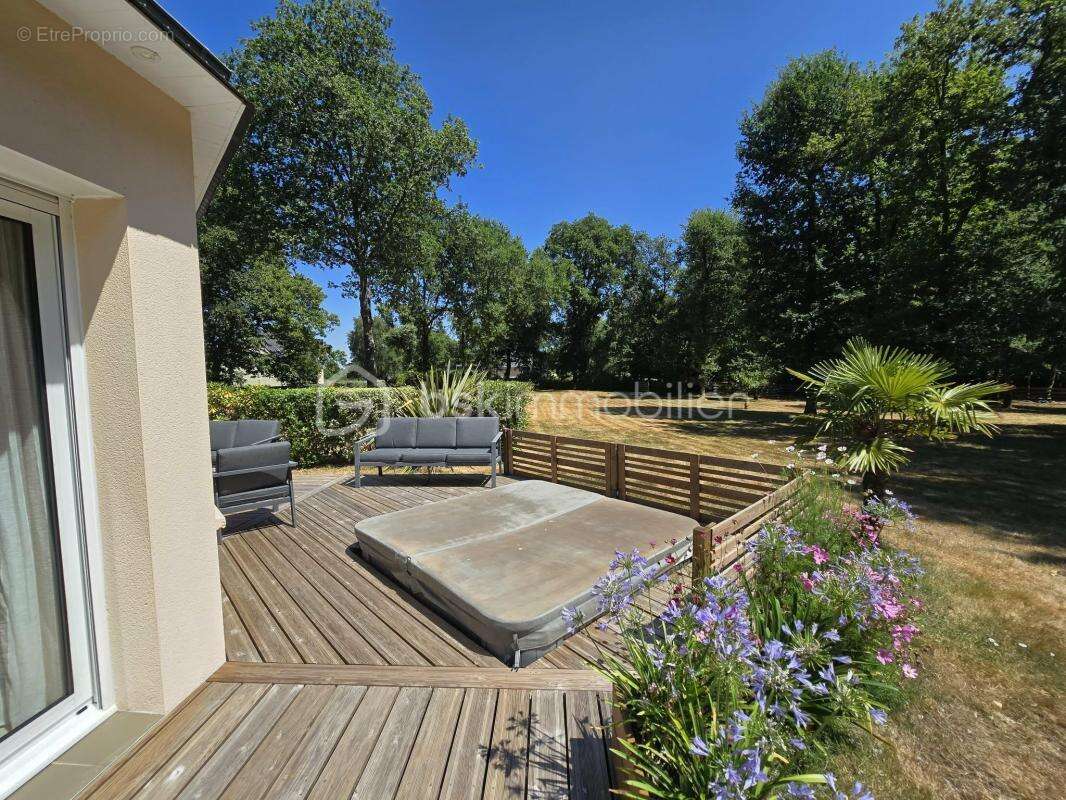 Maison familiale - vie de plain-pied - 4 chambres - spa - terrain constructible - photo 14