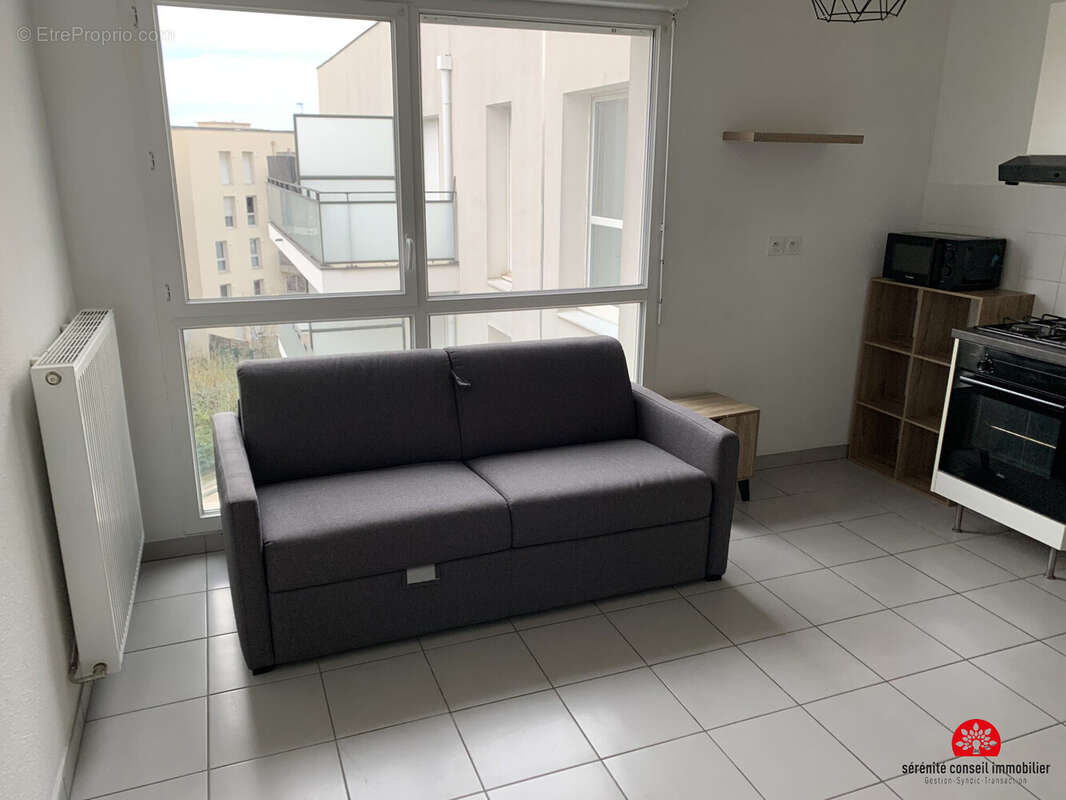 Appartement 31 m² à Bron  - photo 3