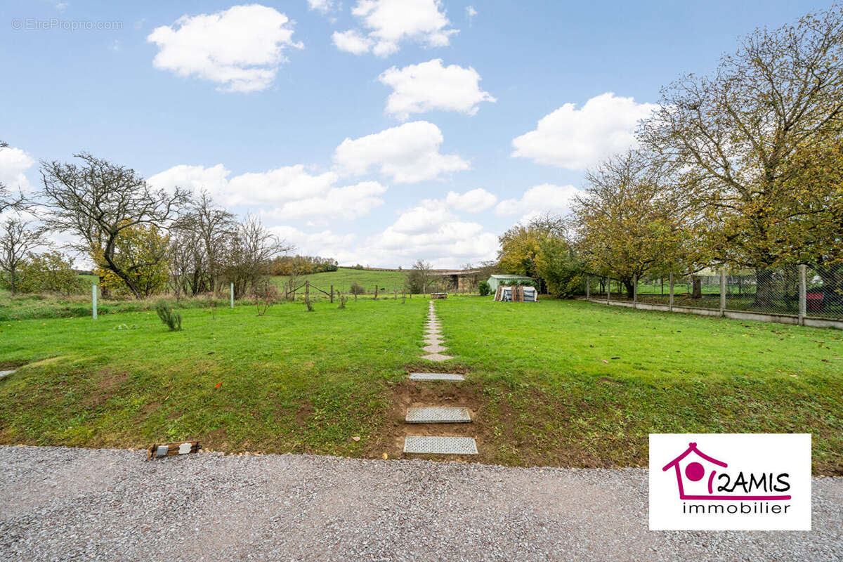 Maison à TANTONVILLE