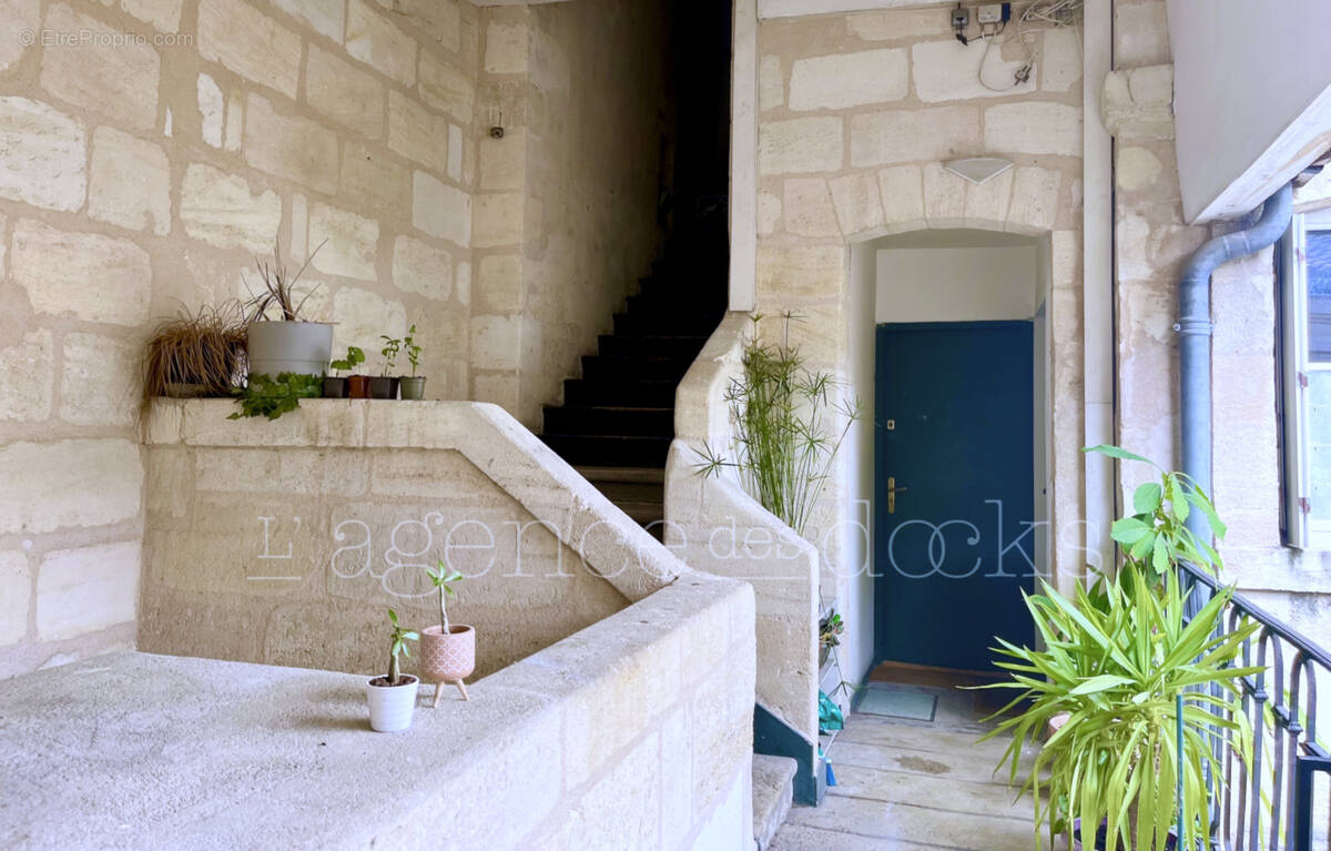 Appartement à BORDEAUX