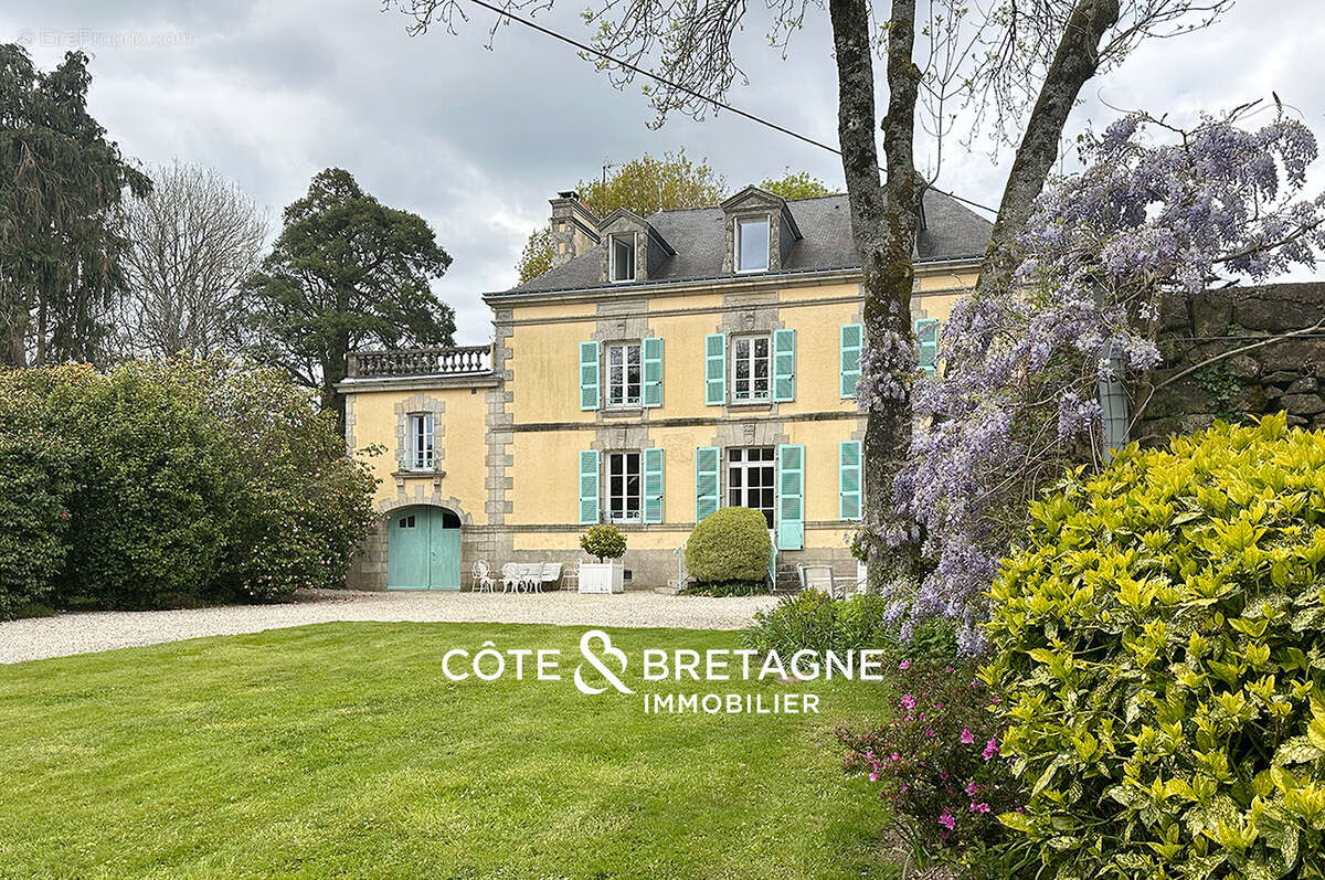Magnifique manoir de 1870 idéalement situé à guidel dans le morbihan  réf : 2025107 - photo 3