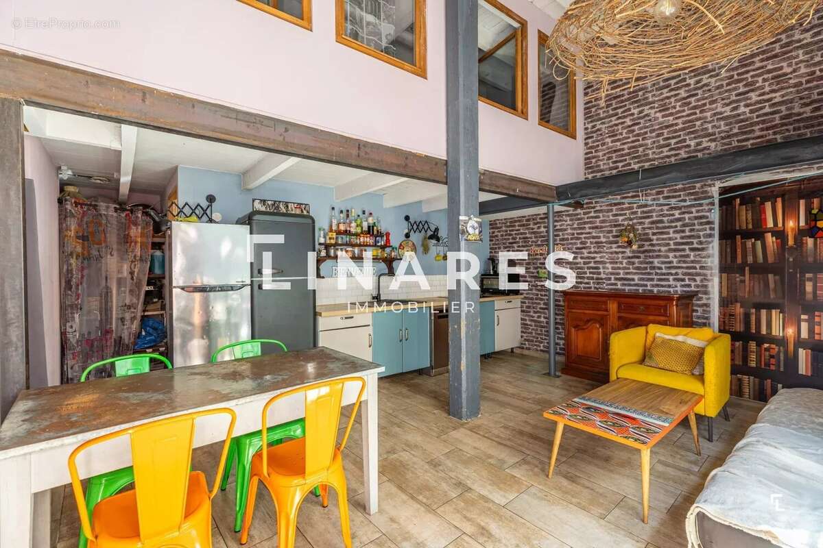 ALTEA - Maison atypique T5 de 230 m² – 13005 CAMAS - photo 8