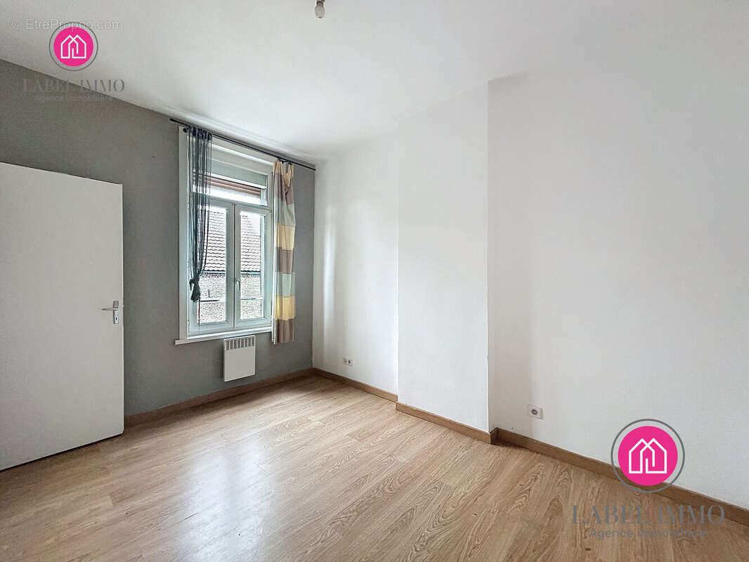 Maison à VIEUX-CONDE