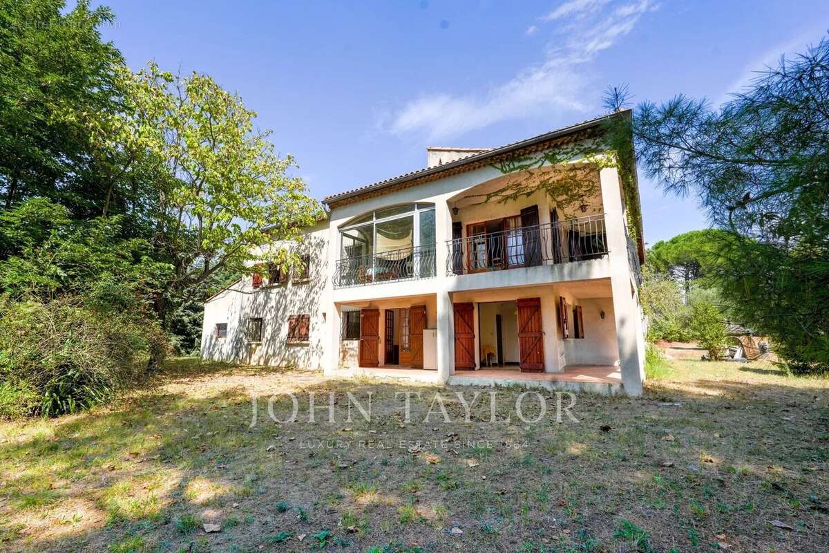 Maison à AIX-EN-PROVENCE