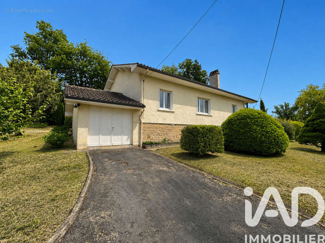 Maison 101 m² à Sarlat-La-Caneda  - photo 4