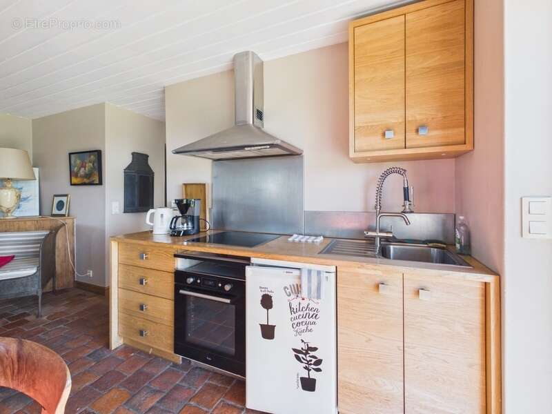 Grande maison de caractère et ses trois maisons d'amis - photo 39