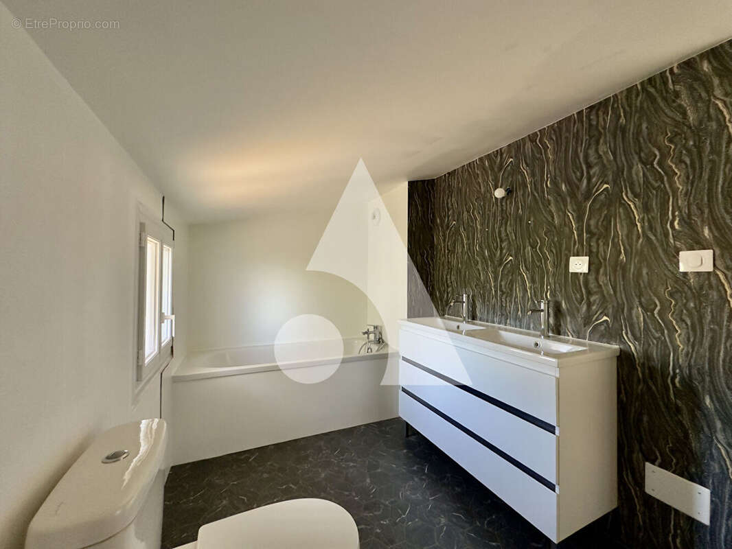 Maison Cahors 88m², 4 pièces, 3 chambres. - photo 6