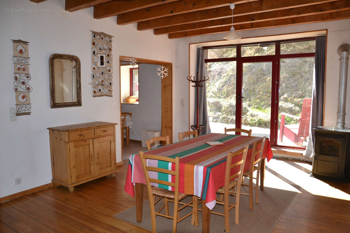 Belle maison composée de 2 gîtes dans un magnifique environnement proche Sancy - photo 3