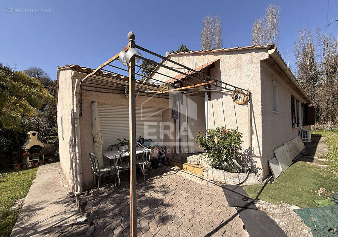Maison à CAGNES-SUR-MER
