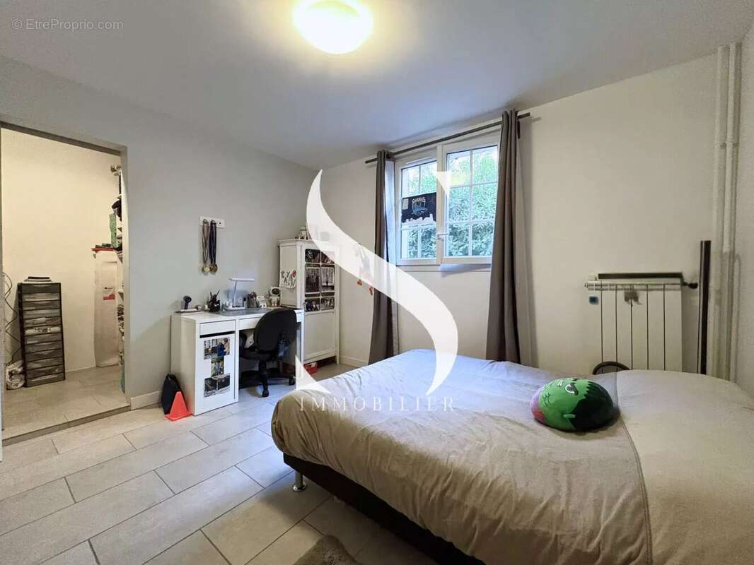 Appartement à VALLAURIS