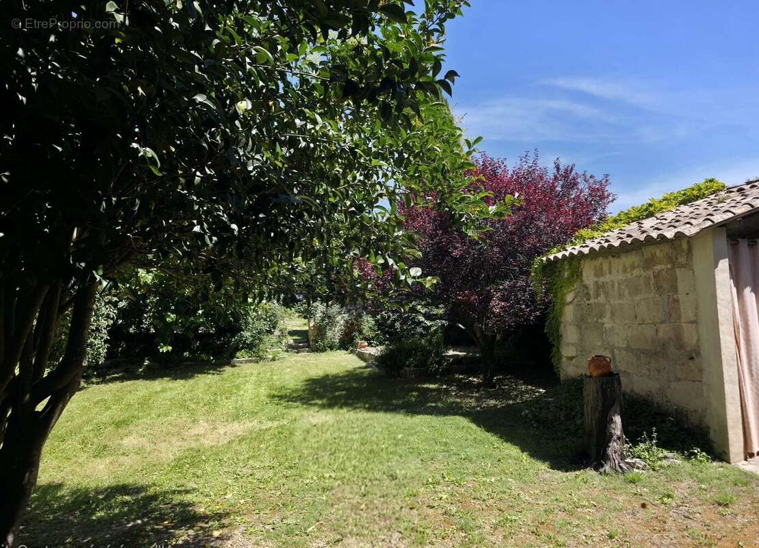Maison à CONGENIES
