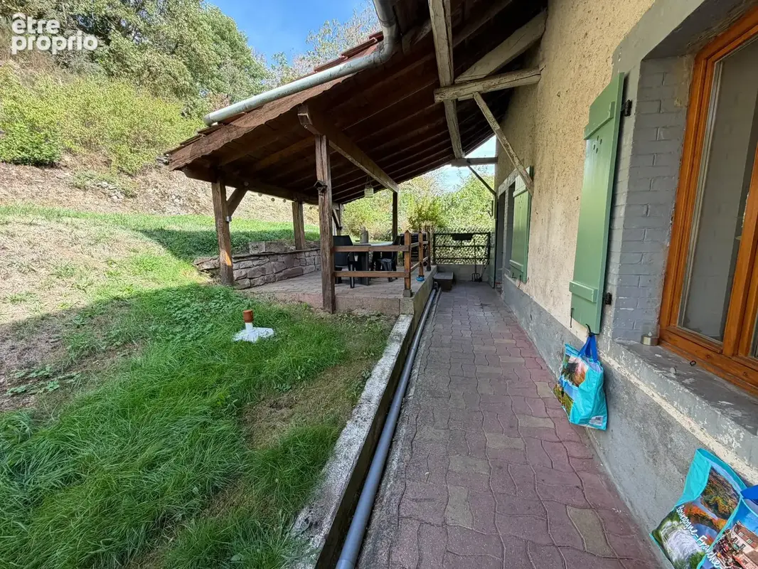 Vente maison de village rénovée, mitoyenne par l'arrière, sur terrain de 7,07 ares LA LONGINE - photo 23