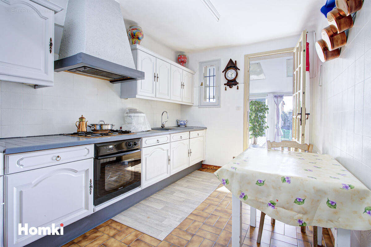 Maison à SAINT-ESTEVE