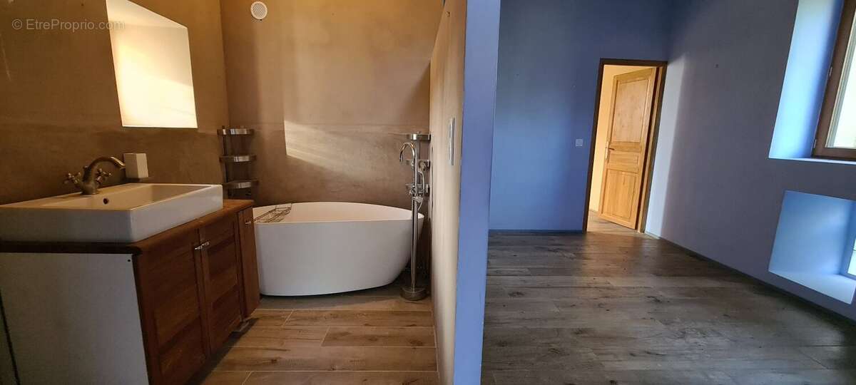 Maison à UZES
