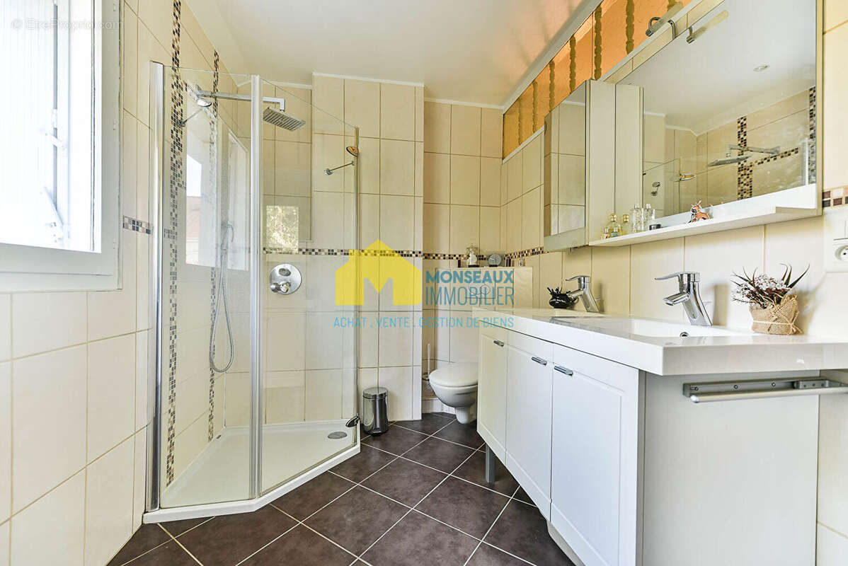 Maison à VILLIERS-SUR-ORGE