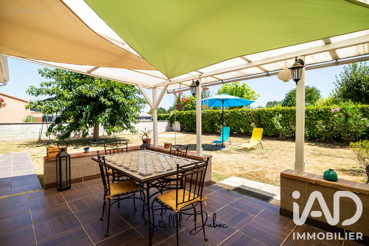Maison 94 m² à Montauban  - photo 2