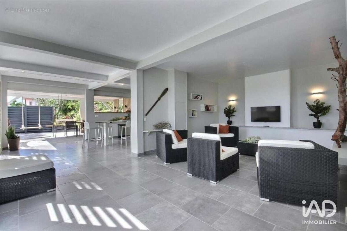 Photo 5 - Maison à LE MARIN