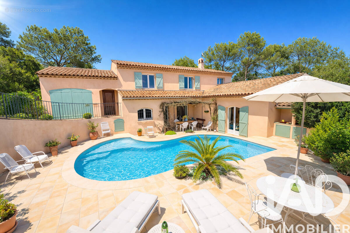 Photo 1 - Maison à SAINT-RAPHAEL