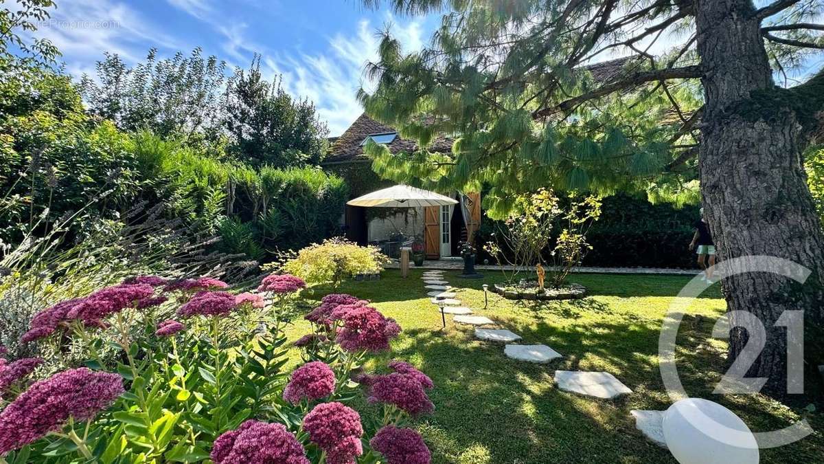 Maison à MALAY-LE-GRAND